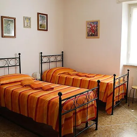 - Rent Cisanello Maison d'hôtes *